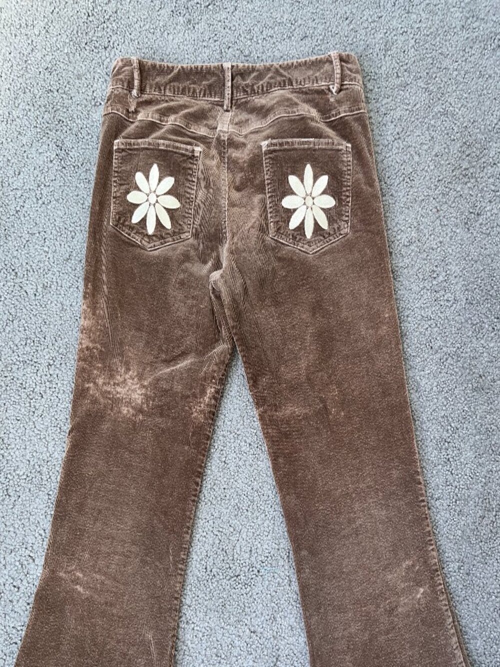 Y2K TUNNEL VISION MELODY BROWN CORDUROY HIPPIE FLARE FLOWER POCKET JEANS -  L